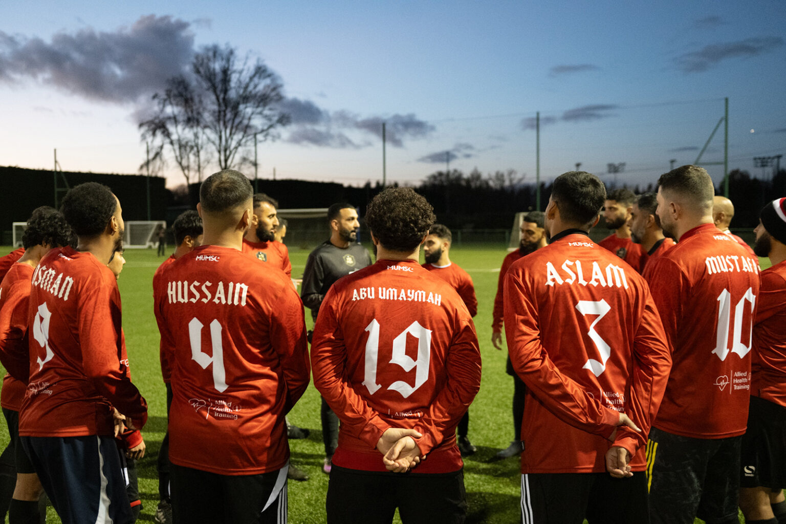 Les fans musulmans de Man-U en tournée caritative pour aider les réfugiés palestiniens