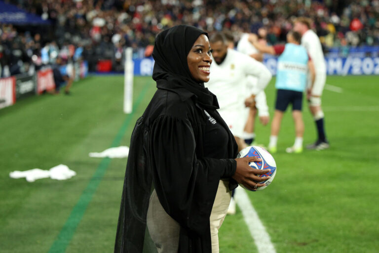 De l’isolement à l’inclusion : le Royaume-Uni s’apprête à former la première équipe féminine musulmane de rugby