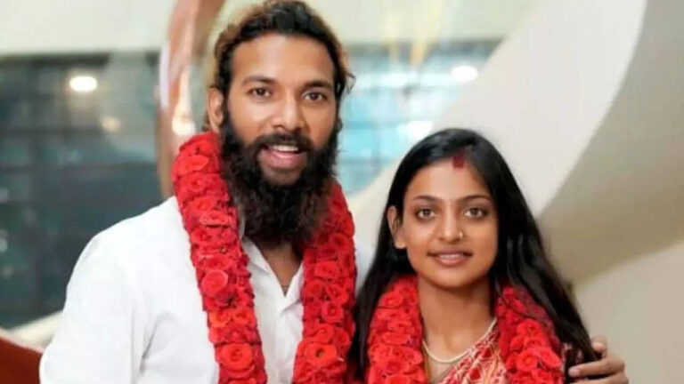 L'enquête révèle que Monalisa, célèbre pour Kumbh, est mineure ; POCSO et affaires d'enlèvement déposées contre le mari