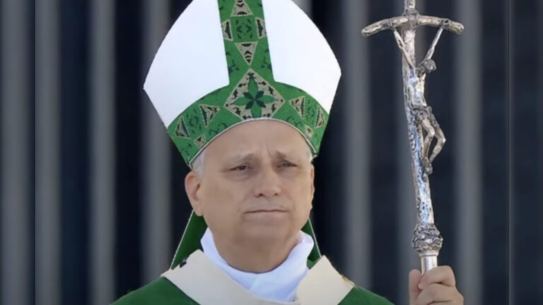 Le pape Léon prévient : transformer la guerre en religion risque de provoquer un choc civilisationnel mondial