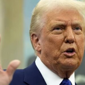 Donald Trump affirme que le cessez-le-feu en Iran repose sur un « système de réanimation massive » et qualifie la réponse de Téhéran de « déchet »