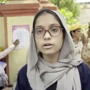 Kulsum Bano, un aspirant NEET du Rajasthan, s'est vu refuser l'entrée en raison de la burqa, autorisé plus tard