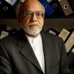 Les musulmans britanniques rendent hommage au pionnier communautaire Dr Ghayasuddin Siddiqui