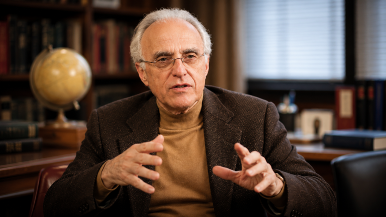 John L. Esposito : un érudit qui a construit des ponts