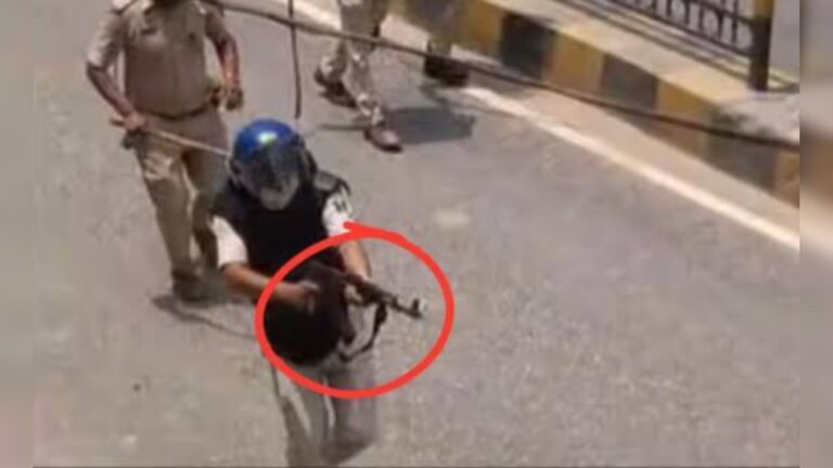 Un policier du Bihar suspendu pour utilisation d'AK-47 lors d'une manifestation étudiante à Siwan