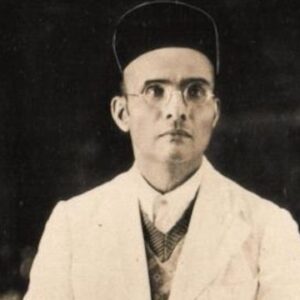 Savarkar s'oppose au culte des vaches et favorise les soins scientifiques du bétail : tribunal de Pune