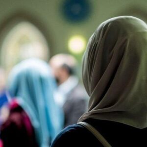Les restrictions du hijab dans les écoles azerbaïdjanaises déclenchent des protestations dans le pays et à l'étranger