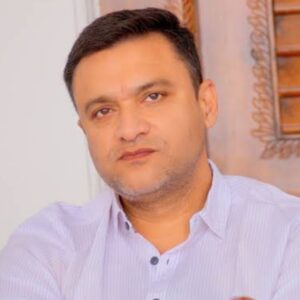 Akbaruddin Owaisi exhorte le CM à protéger les terres Waqf de 1 264 acres à Alur Sharif