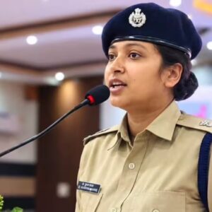 Plainte contre l'officier de l'IPS Bushra Bano pour avoir salué Assalamualaikum