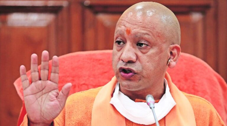 CM Yogi Adityanath annonce le changement de nom de l'ancien bastion d'Atiq Ahmed en Shrikrishnapuri