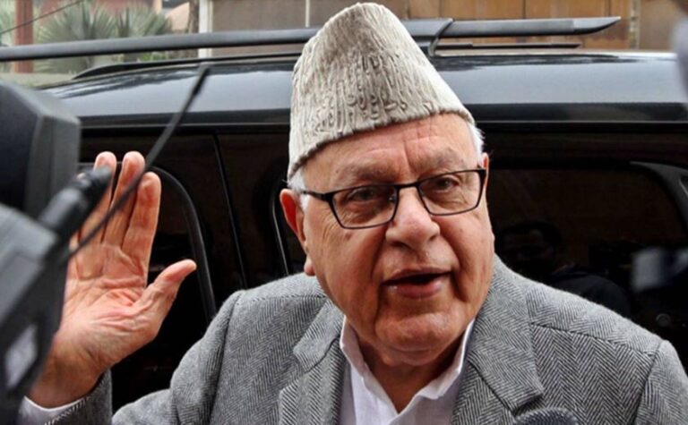 Farooq Abdullah s'en prend à la CE à propos des suppressions de listes électorales et prédit un changement