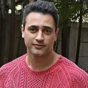L'acteur Imran Khan oppose Bombay HC à l'ordre de « quitter l'Inde » du FRRO