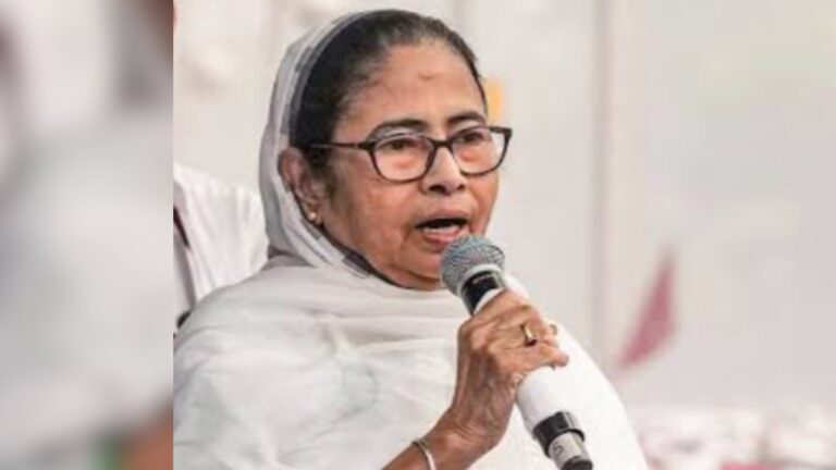 Mamata Banerjee accuse le BJP d'utiliser l'argent et l'intimidation pour influencer les électeurs